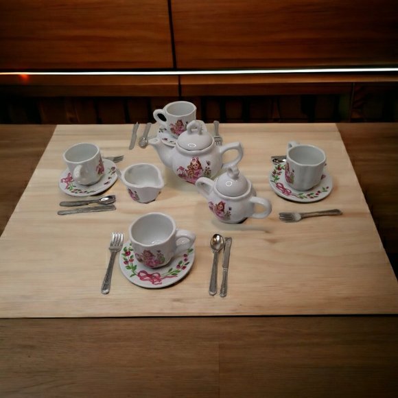 Child Tea Set for 4 Set 25pc w Flatware Delton Fine China 2007 NO BASKET - Picture 1 of 13